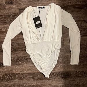 Missguided brand new white low cut long sleeve body suit